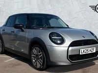 Begagnad Mini Cooper Hatch 113 kW (154 HK) 2025 Silver Halvkombi