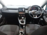 Used Renault Clio IV Iconic 100 HP (73 kW) 2019 Blue Hatchback
