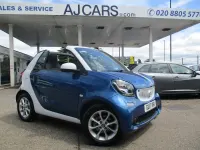 Used Smart ForTwo Cabrio Passion 71 HP (52 kW) 2017 Blue Cabriolet