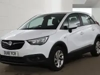 Used Vauxhall Crossland X 81 HP (59 kW) 2018 White SUV