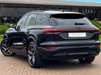 Begagnad Audi Q6 e-tron Advanced 185 kW (252 HK) 2025 Svart SUV