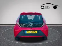 Used Toyota Aygo 69 HP (50 kW) 2016 Red Hatchback