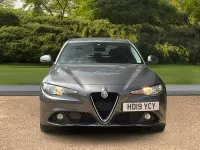 Begagnad Alfa Romeo Giulia Super 200 HK (147 kW) 2019 Grå Sedan