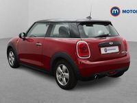 Usado Mini Cooper Hatch 136 CV (100 kW) 2016 Rojo Utilitario