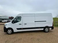 Used Renault Master Business 2022 White Van