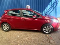 Used Peugeot 208 Active 70 HP (51 kW) 2013 Red Hatchback