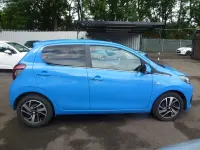 Used Peugeot 108 Allure 82 HP (60 kW) 2015 Blue Hatchback