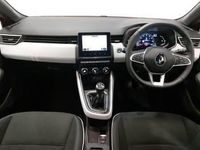 Used Renault Clio V Version S 90 HP (66 kW) 2021 Red Hatchback