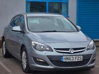 Gebraucht Vauxhall Astra 2013 Silber Kleinwagen