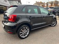 Used VW Polo Design 75 HP (55 kW) 2015 Black Hatchback