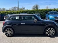 Używany Mini Cooper Exclusive 136 KM (100 kW) 2021 Czarny Hatchback