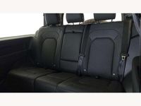 Used Land Rover Defender SE Dynamic 250 HP (183 kW) 2025 Grey SUV