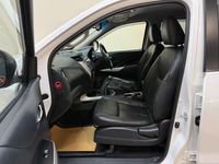 Used Nissan Navara Tekna 2016 White Pickup