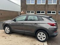Used Vauxhall Grandland X S 130 HP (95 kW) 2018 Grey SUV