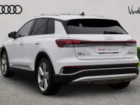 Used Audi Q4 e-tron S-Line 147 kW (200 HP) 2021 White SUV
