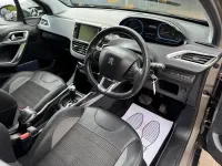 Used Peugeot 2008 Allure 92 HP (67 kW) 2014 Grey SUV
