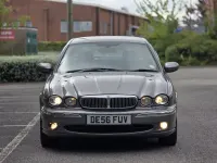 Usado Jaguar X-type SE 194 HP (142 kW) 2006 Cinzento Sedan