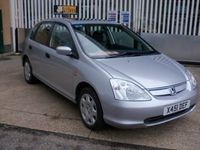 Begagnad Honda Civic 2001 Halvkombi