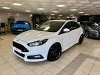 Used Ford Focus ST 2018 White Hatchback