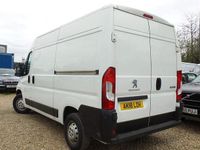 Begagnad Peugeot Boxer 130 HK (95 kW) 2018 Vit Van