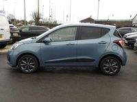 Used Hyundai i10 Premium SE 87 HP (63 kW) 2017 Blue Hatchback