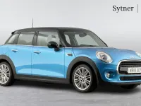 Used Mini Cooper Hatch 134 HP (98 kW) 2018 Blue Hatchback