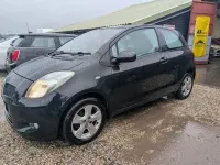 Used Toyota Yaris 85 HP (62 kW) 2006 Black Hatchback