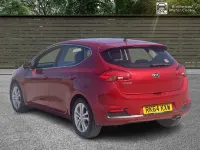 Używany Kia Ceed 126 KM (92 kW) 2014 Czerwony Hatchback