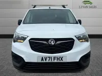 Used Vauxhall Combo Edition 75 HP (55 kW) 2021 White MPV