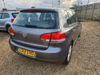 Usado VW Golf VII Match 105 HP (77 kW) 2012 Cinzento Citadino