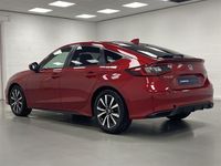 Ny Honda Civic Elegance 182 HK (133 kW) 2025 Röd Halvkombi