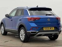 Usado VW T-Roc Style 150 HP (110 kW) 2025 Azul SUV
