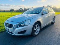 Used Volvo V60 SE Lux 180 HP (132 kW) 2022 Silver Estate