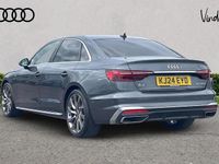 Usado Audi A4 S-Line 200 HP (147 kW) 2024 Cinzento Sedan