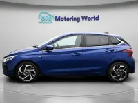 Used Hyundai i20 Premium 100 HP (73 kW) 2022 Blue Hatchback