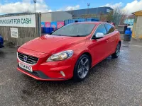 Used Volvo V40 R-Design 190 HP (139 kW) 2014 Red Hatchback