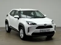 Used Toyota Yaris Hybrid 116 HP (85 kW) 2023 White Estate