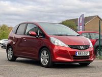 Used Honda Jazz ES 99 HP (72 kW) 2015 Red Hatchback