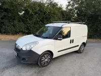 Used Vauxhall Combo 2015 White MPV