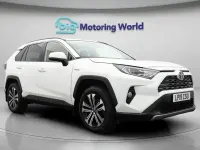 Used Toyota RAV4 Hybrid 222 HP (163 kW) 2019 White SUV
