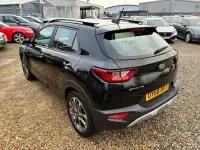 Used Kia Stonic 100 HP (73 kW) 2018 Black SUV