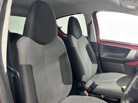 Used Toyota Aygo 68 HP (50 kW) 2014 Red Hatchback