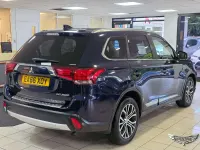 Used Mitsubishi Outlander 150 HP (110 kW) 2016 Blue SUV