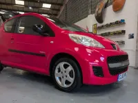 Used Peugeot 107 68 HP (50 kW) 2010 Red Hatchback