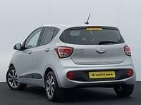 Used Hyundai i10 Premium SE 87 HP (63 kW) 2017 Silver Hatchback