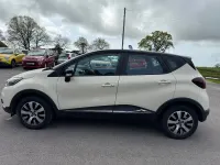 Used Renault Captur Play 90 HP (66 kW) 2019 Cream SUV