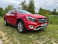 Begagnad Mercedes GLA200 SE 156 HK (114 kW) 2018 Röd SUV