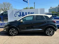 Usado Renault Captur Iconic 90 HP (66 kW) 2018 Preto SUV
