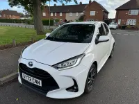 Used Toyota Yaris Design 91 HP (66 kW) 2022 White Hatchback