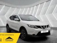 Used Nissan Qashqai Tekna 2016 White SUV